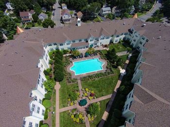 Garden Courtyard at The Kentshire Senior Apartments in Midland Park, NJ